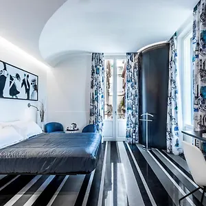 2* Гостевой дом V-accommodation Iv Fontane