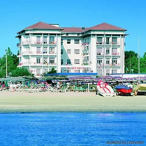 Lungomare Отель Червия