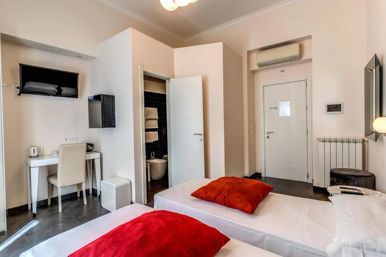 Deko Rome Bed & Breakfast Italy